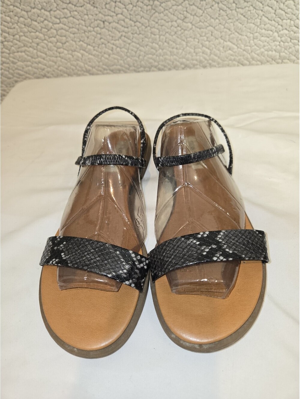 steve madden sandals 8 Ariaa Black Snake Print Slingback Flat